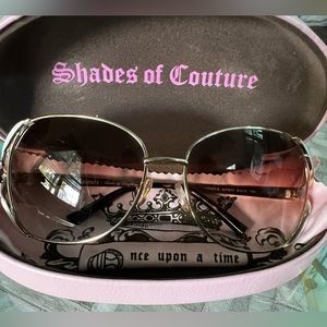 Like new condition authentic Juicy Couture sunglasses